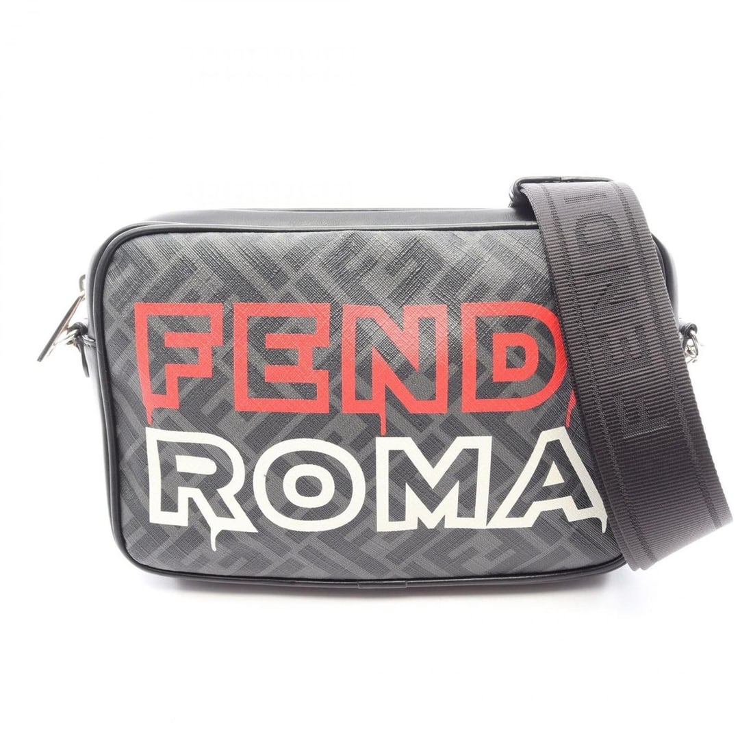 Fendi camera bag, shoulder handbag, coated canvas, leather, men's, black, gray, multicolor.: --- Catalog ---Category: SizeSize (HxWxD): 158cm x 22cm x 4cm / 62.2'' x 8.66'' x 1.57''Strap Length: 95cm - 165cm / 37.4'' - 64.96''Category: DesignType: Handbag, Shoulder bagColor: Black, Gray, Mult