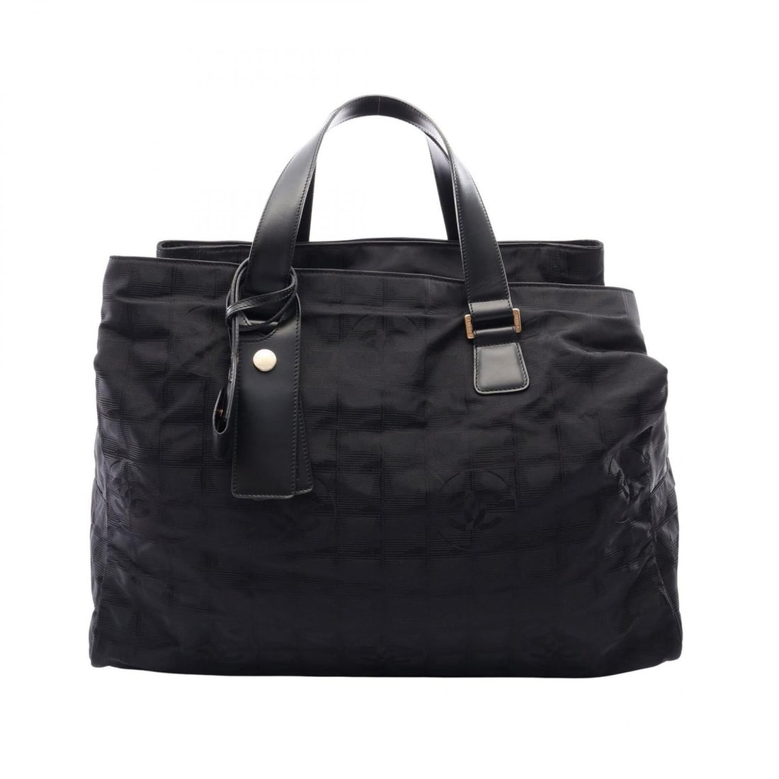 Chanel New Travel Line Boston Bag Handbag Leather Nylon Canvas Women's Black: --- Catalog ---Category: SizeSize (HxWxD): 35cm x 45cm x 24cm / 13.77'' x 17.71'' x 9.44''Category: DesignType: Boston bag, HandbagColor: BlackGender: WomenMaterial: Leather , Nylon canvas Hardware Co