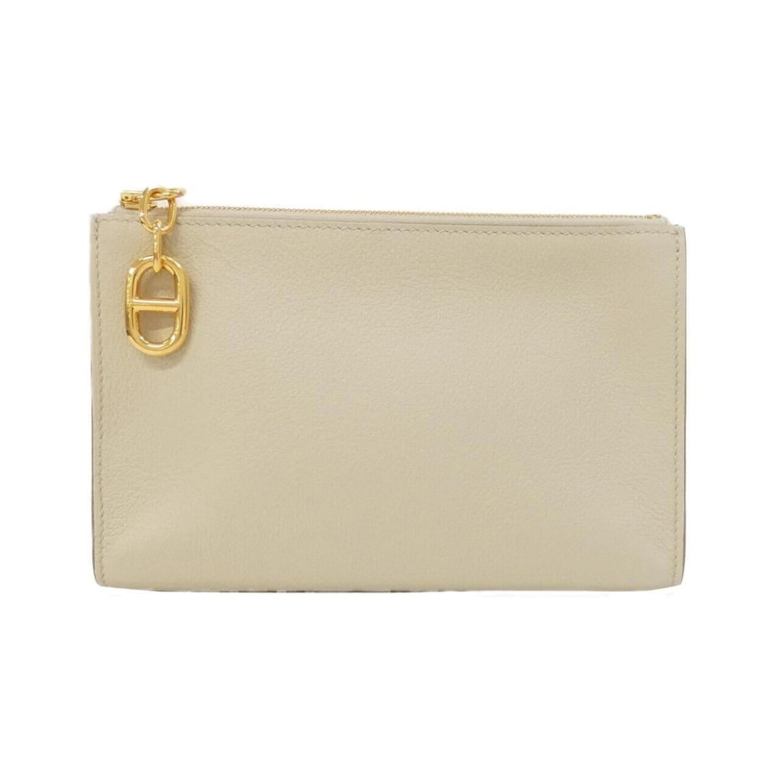 Hermes Zip Ango Chaine d'Ancre PM 084321CC Handbag Pouch: --- Catalog ---Category: SizeSize (HxWxD): 12cm x 18cm x 5.5cm / 4.72'' x 7.08'' x 2.16''Category: DesignType: PouchColor: WhiteGender: WomenMaterial: Leather Category: GeneralMPN: 084321CCBrand: