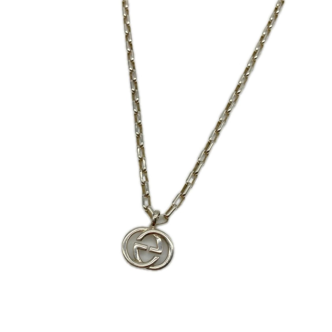 GUCCI Interlocking G Necklace, Silver, Men's: --- Catalog ---Category: SizeWeight: 22g / 0.77oz.Pendant Size: 15mm x 20mm / 0.59'' x 0.78''Neck Circumference: 48 cm / 18.89''Category: DesignColor: SilverGender: MenMaterial: SilverNecklace Type: