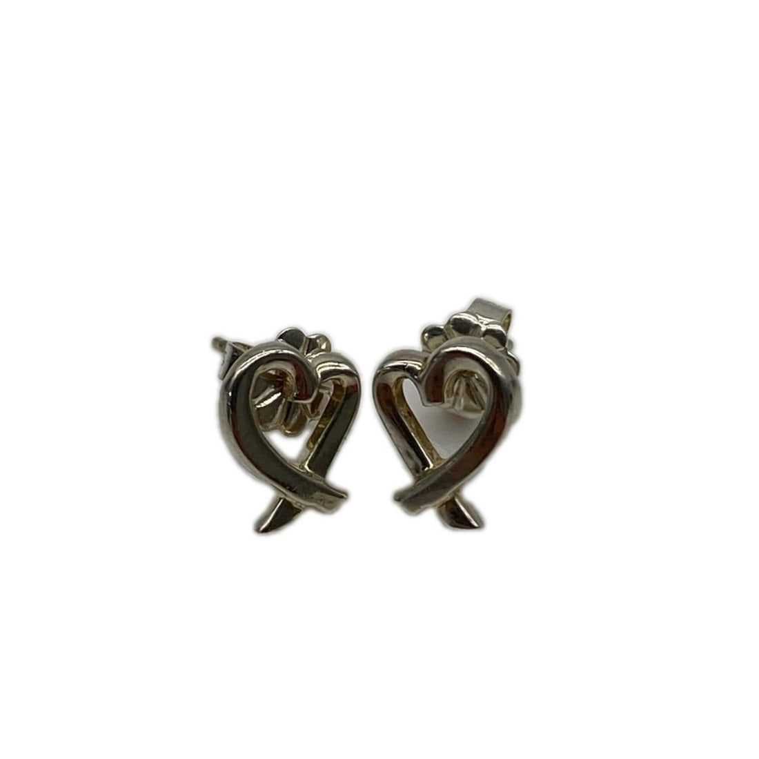 TIFFANY&Co. Tiffany Loving Heart Earrings, SV925 Silver, Women's: --- Catalog ---Category: SizeSize (HxWxD): 10.00mm x 7.00mm / 0.39'' x 0.28''Category: DesignType: Stud earringsColor: SilverGender: WomenMaterial: SilverCategory: GeneralLine: Loving HeartBrand: