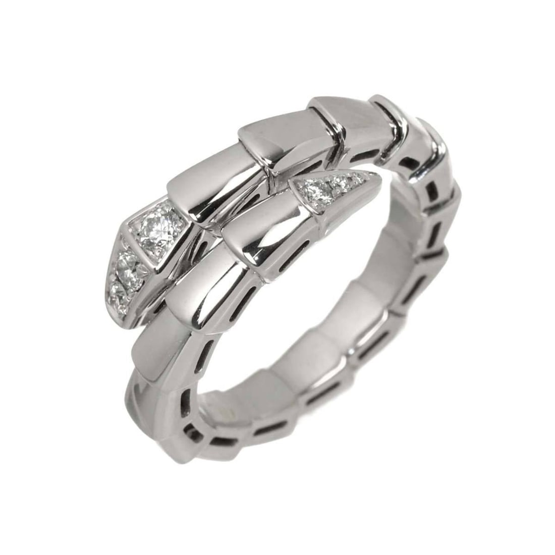 Bulgari BVLGARI Serpenti Viper Ring #48-50 Diamond 18K WG White Gold 750: --- Catalog ---Category: SizeJP Size: 9US Size: 5Category: DesignType: Band ringGender: WomenMaterial: White gold (18K)Category: GeneralBrand: Bvlgari--- Item List ---Section: ConditionRanking: Rank S