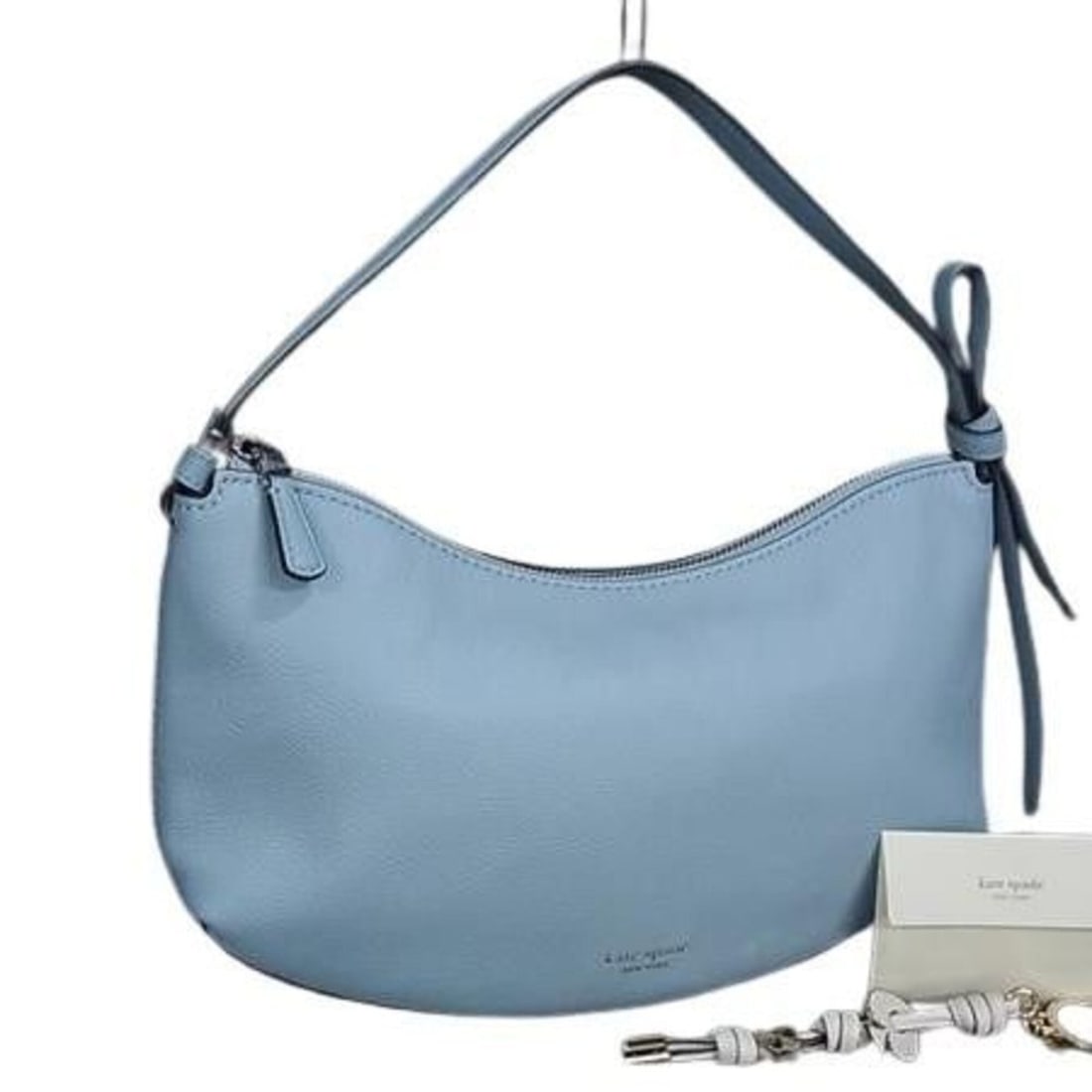 KATE SPADE Handbag Loop Shoulder Bag KM487 Light Blue Leather Women's Enamel Knot Charm KN701: --- Catalog ---Category: SizeSize (HxWxD): 18cm x 32cm x 6.5cm / 7.08'' x 12.59'' x 2.55''Category: DesignType: Handbag, Shoulder bagColor: Light blueGender: WomenMaterial: Leather Category: