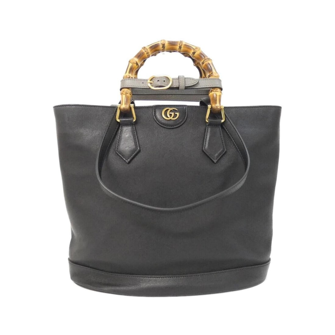 Gucci DIANA 750394 UAAAY Handbag: --- Catalog ---Category: SizeSize (HxWxD): 27cm x 34cm x 15cm / 10.62'' x 13.38'' x 5.9''Category: DesignType: HandbagColor: BlackGender: Women,MenMaterial: Leather Category: GeneralMPN: 750394 UAAAYB
