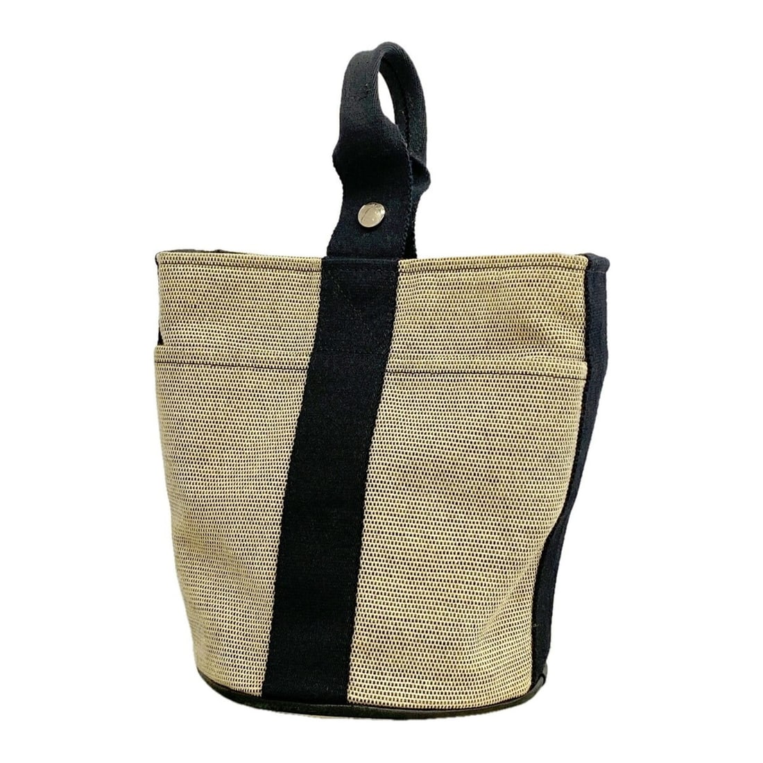 Hermes Saxo PM handbag, Toile H, black/gray, women's, P3484222: --- Catalog ---Category: SizeSize (HxWxD): 22cm x 17cm x 17cm / 8.66'' x 6.69'' x 6.69''Category: DesignType: HandbagColor: Black, GrayGender: WomenMaterial: Toile H Hardware Color: SilverCategory: Ge