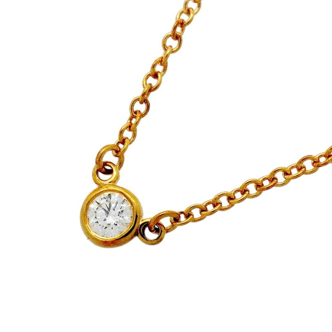 Tiffany & Co. By the Yard Necklace, 1PD (18K Yellow Gold) Diamond, Women's: --- Catalog ---Category: SizePendant Size: 3.5mm x 3.2mm / 0.13'' x 0.12''Neck Circumference: 40.5 cm / 15.94''Category: DesignStone: DiamondGender: WomenMaterial: Yellow gold (18K)Necklace Type: Neck