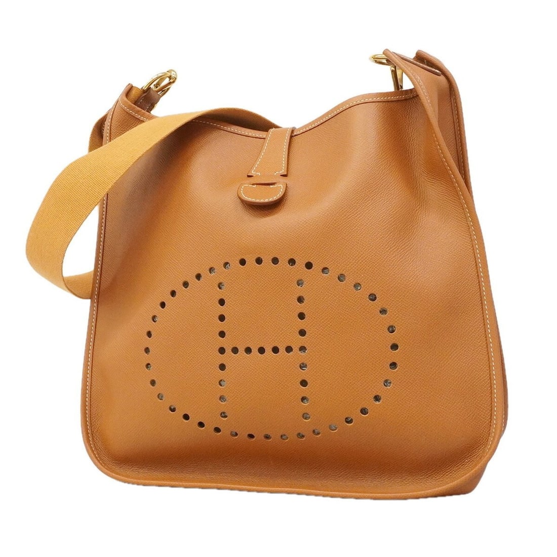 Hermes Evelyne 1GM Shoulder Bag, Courchevel Leather, Gold, ?A Stamp, Women's, P3506535: --- Catalog ---Category: SizeSize (HxWxD): 31cm x 32.5cm x 9cm / 12.2'' x 12.79'' x 3.54''Category: DesignType: Shoulder bagColor: GoldGender: WomenMaterial: Courchevel leather Hardware Color: GoldCat