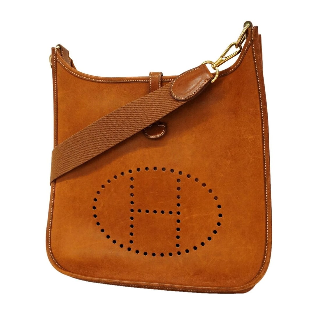 Hermes Evelyne 1PM Shoulder Bag, Barenia Fauve, ?E stamp, Ladies': --- Catalog ---Category: SizeSize (HxWxD): 29cm x 29.5cm x 8cm / 11.41'' x 11.61'' x 3.14''Category: DesignType: Shoulder bagColor: FauveGender: WomenMaterial: Barenia leather Hardware Color: GoldCate