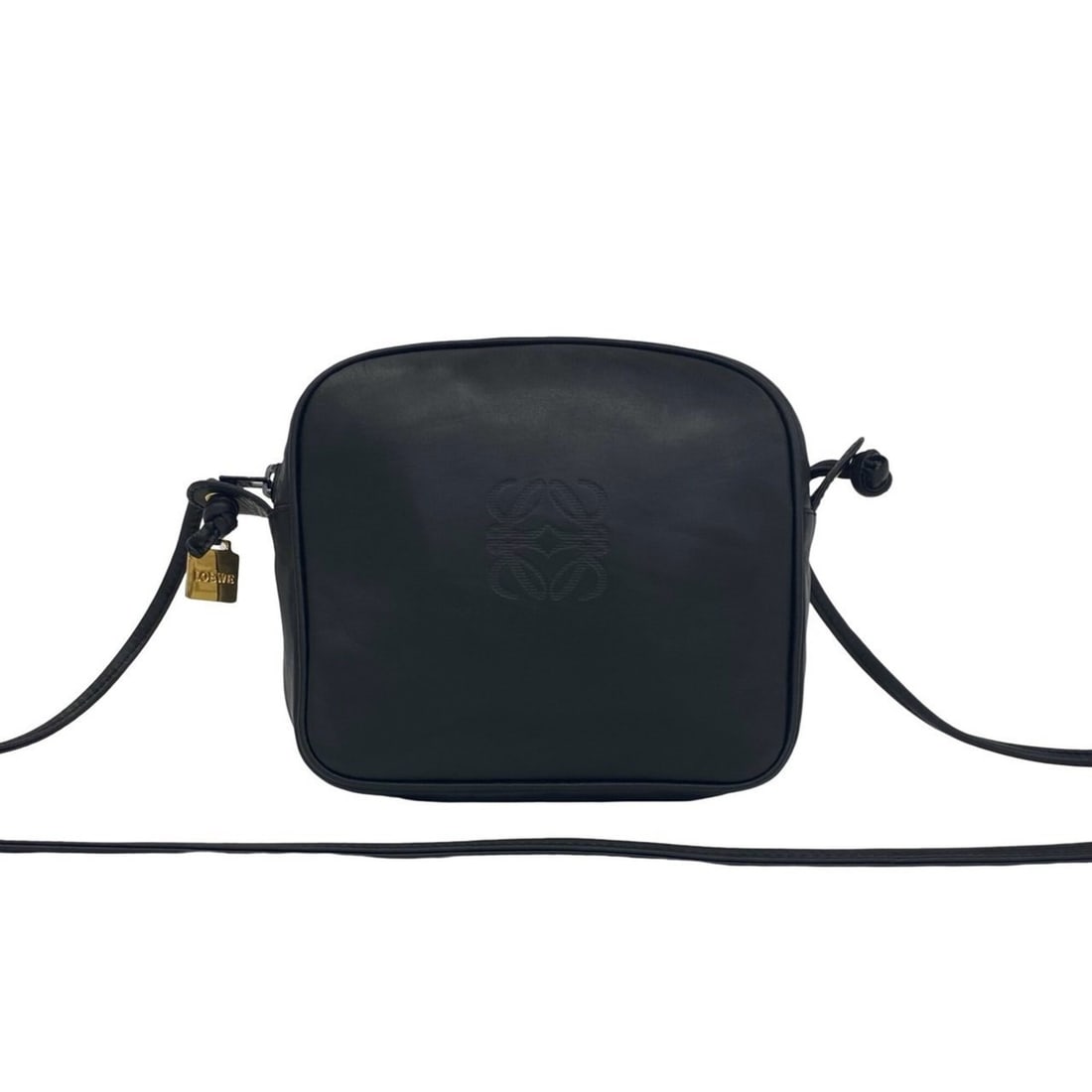 LOEWE Vintage Anagram Logo Hardware Leather Mini Shoulder Bag Pouch Sacoche Black 111-2: --- Catalog ---Category: SizeSize (HxWxD): 16cm x 18cm x 5.5cm / 6.29'' x 7.08'' x 2.16''Category: DesignType: Pochette, Shoulder bagColor: BlackGender: WomenMaterial: Leather Category: GeneralBrand: 