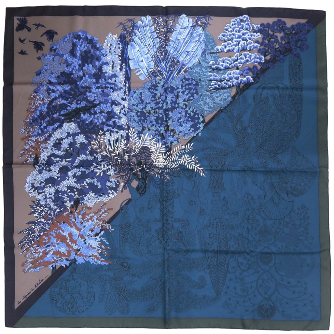Hermes Carre 90 Les Legendes de l’Arbre Scarf Muffler Silk Multicolor 0477HERMES: --- Catalog ---Category: SizeSize (LxW): 89cm x 89cm / 35.03'' x 35.03''Category: DesignType: ScarfColor: Blue, Green, Multi-colorGender: WomenMaterial: Silk Category: GeneralBrand: HermesCountry of O