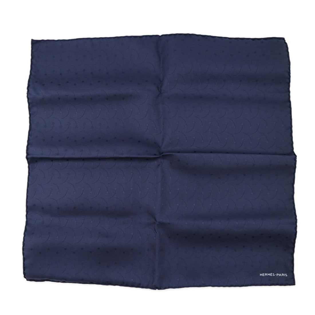 Hermes scarf muffler Carre 45 Star HERMES silk SCARF: --- Catalog ---Category: SizeSize (LxW): 45cm x 45cm / 17.71'' x 17.71''Category: DesignType: ScarfColor: NavyGender: Women,MenMaterial: Silk 100%Category: GeneralBrand: HermesCountry of Origin: Franc