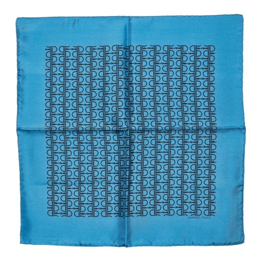 Hermes Carre 45 Petit Scarf Muffler Blue/Black Silk Women's HERMES: --- Catalog ---Category: SizeSize (LxW): 42.5cm x 42cm / 16.73'' x 16.53''Category: DesignType: ScarfColor: Black, BlueGender: WomenMaterial: Silk Category: GeneralBrand: Hermes--- Item List ---Sectio