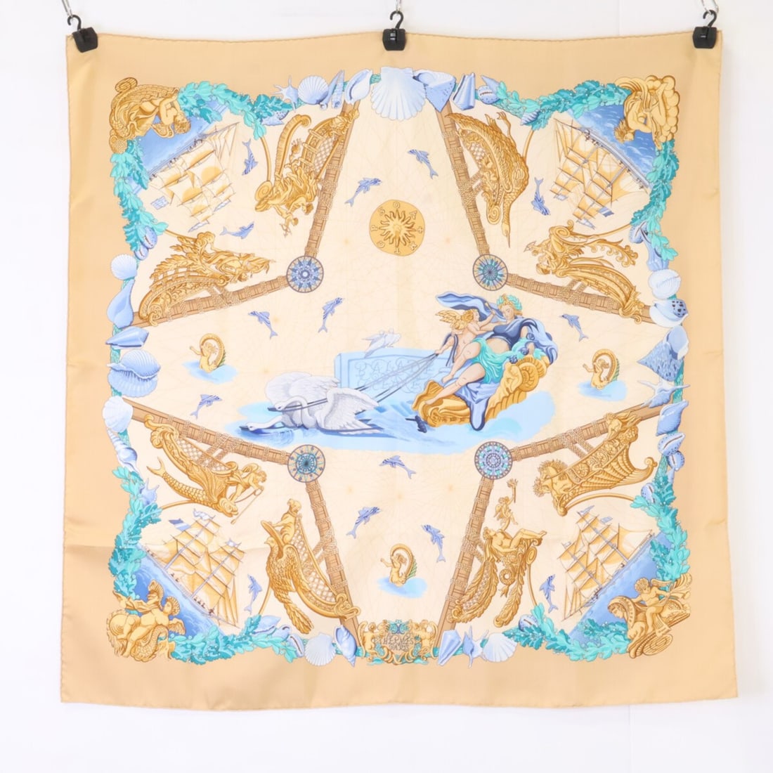 HERMES MTGPSOA Sailing Ship Silk Carre 90 Scarf/Muffler, Beige, Women's: --- Catalog ---Category: SizeSize (LxW): 90cm x 90cm / 35.43'' x 35.43''Category: DesignType: ScarfColor: BeigeGender: WomenMaterial: Silk Category: GeneralBrand: Hermes--- Item List ---Section: Condi