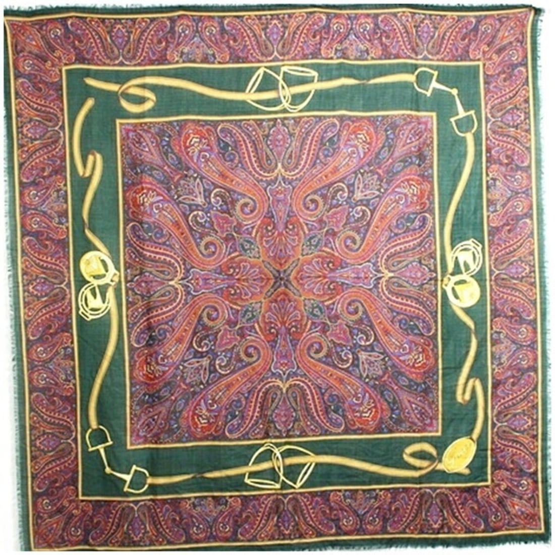 Gucci large scarf, green x burgundy, GUCCI women's.: --- Catalog ---Category: SizeSize (LxW): 1.38m x 1.38m / 54.33'' x 54.33''Category: DesignColor: Bordeaux, GreenGender: Men,WomenCategory: GeneralBrand: Gucci--- Item List ---Section: ConditionRanking