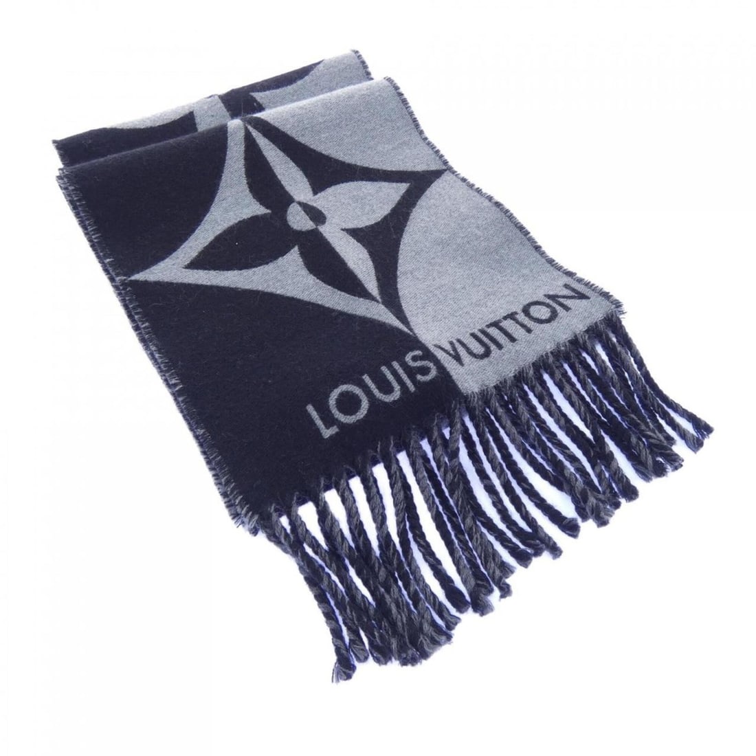 Louis Vuitton M79127 Scarf: --- Catalog ---Category: SizeSize (LxW): 1.55m x 21cm / 61.02'' x 8.26''Category: DesignType: StoleColor: Black, GrayGender: MenMaterial: Cashmere Category: GeneralMPN: M79127Brand: Louis Vuitton---