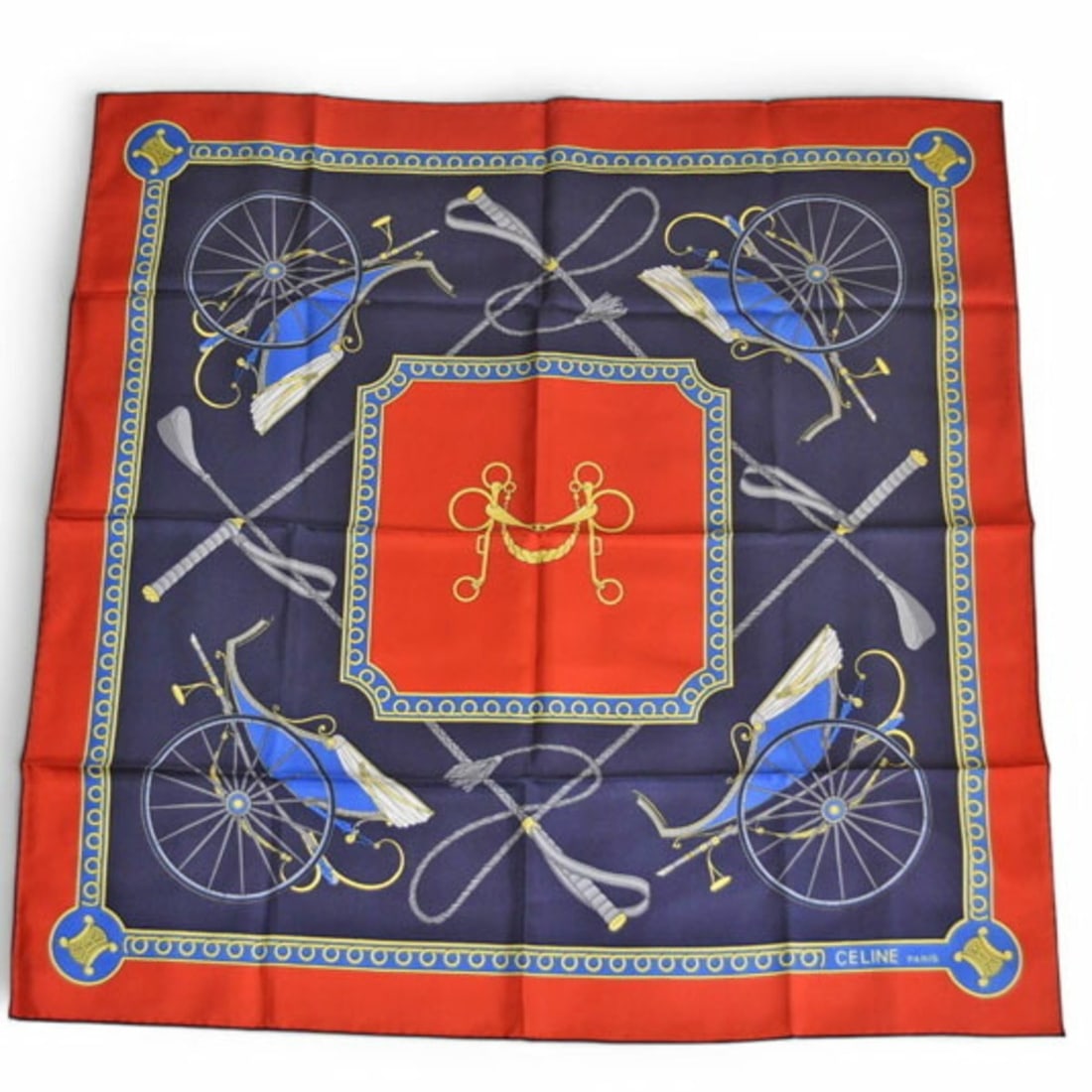 Celine scarf/muffler, CELINE Macadam pattern, rickshaw design, silk, navy/red, women's.: --- Catalog ---Category: SizeSize (LxW): 88cm x 88cm / 34.64'' x 34.64''Category: DesignType: ScarfColor: Navy, Red colorShape: SquareGender: WomenMaterial: Silk Category: GeneralBrand: CelineCountry 