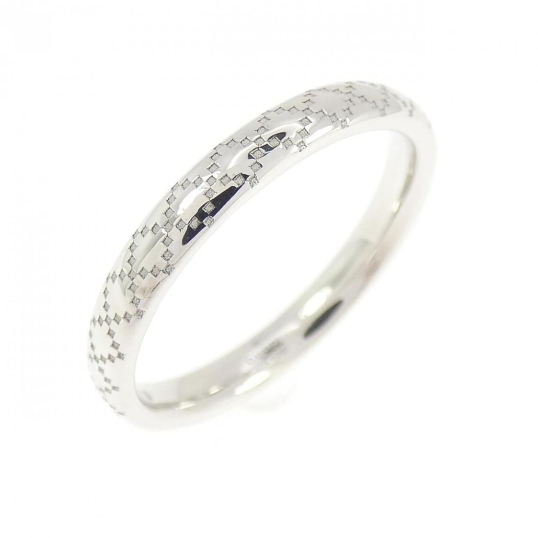 Gucci Diamantissima Ring: --- Catalog ---Category: SizeJP Size: 8US Size: 4.5Category: DesignType: Band ringColor: White goldGender: WomenMaterial: White gold (18K)Category: GeneralBrand: Gucci--- Item List ---Section: Conditi