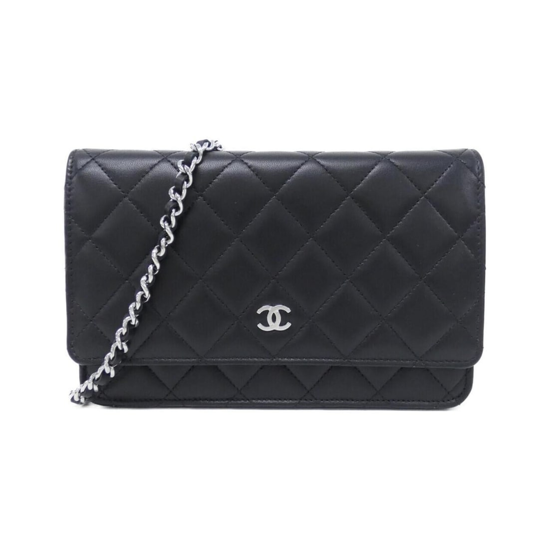 Chanel Timeless Classic Line AP0250 Wallet Chain: --- Catalog ---Category: SizeSize (HxWxD): 12cm x 19cm x 4cm / 4.72'' x 7.48'' x 1.57''Category: DesignType: Chain/Shoulder walletColor: BlackGender: WomenMaterial: Leather Leather/Fur Type: LambskinC