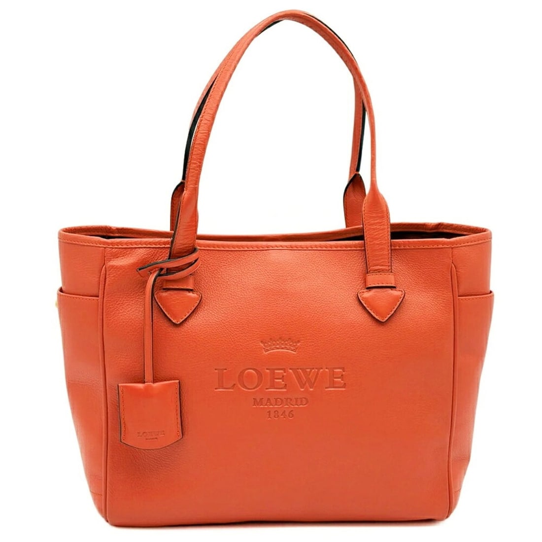 Loewe Heritage Tote Bag, Red Embossed Leather, Coral Red, Fits A4 Sizes: --- Catalog ---Category: SizeHandle Drop: 19.00cm / 7.48''Size (HxWxD): 24cm x 29cm x 12cm / 9.44'' x 11.41'' x 4.72''Category: DesignType: Tote bagColor: Red colorGender: WomenClosure: HookMaterial: 