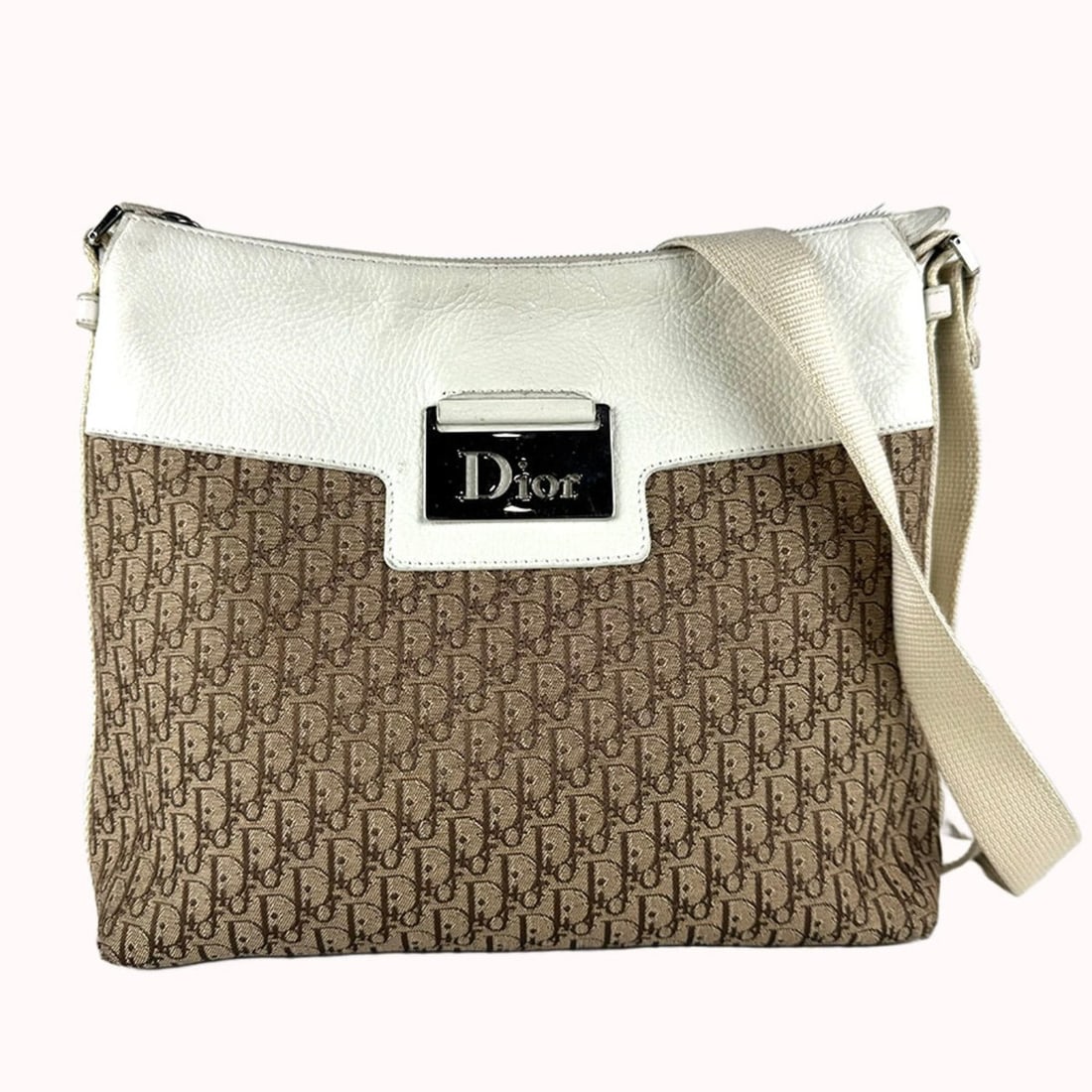 Christian Dior shoulder bag, canvas and leather, ivory brown, women's, z10948: --- Catalog ---Category: SizeSize (HxWxD): 25cm x 30cm x 10.5cm / 9.84'' x 11.81'' x 4.13''Category: DesignType: Shoulder bagColor: Brown, IvoryGender: WomenMaterial: Canvas , Leather Category:
