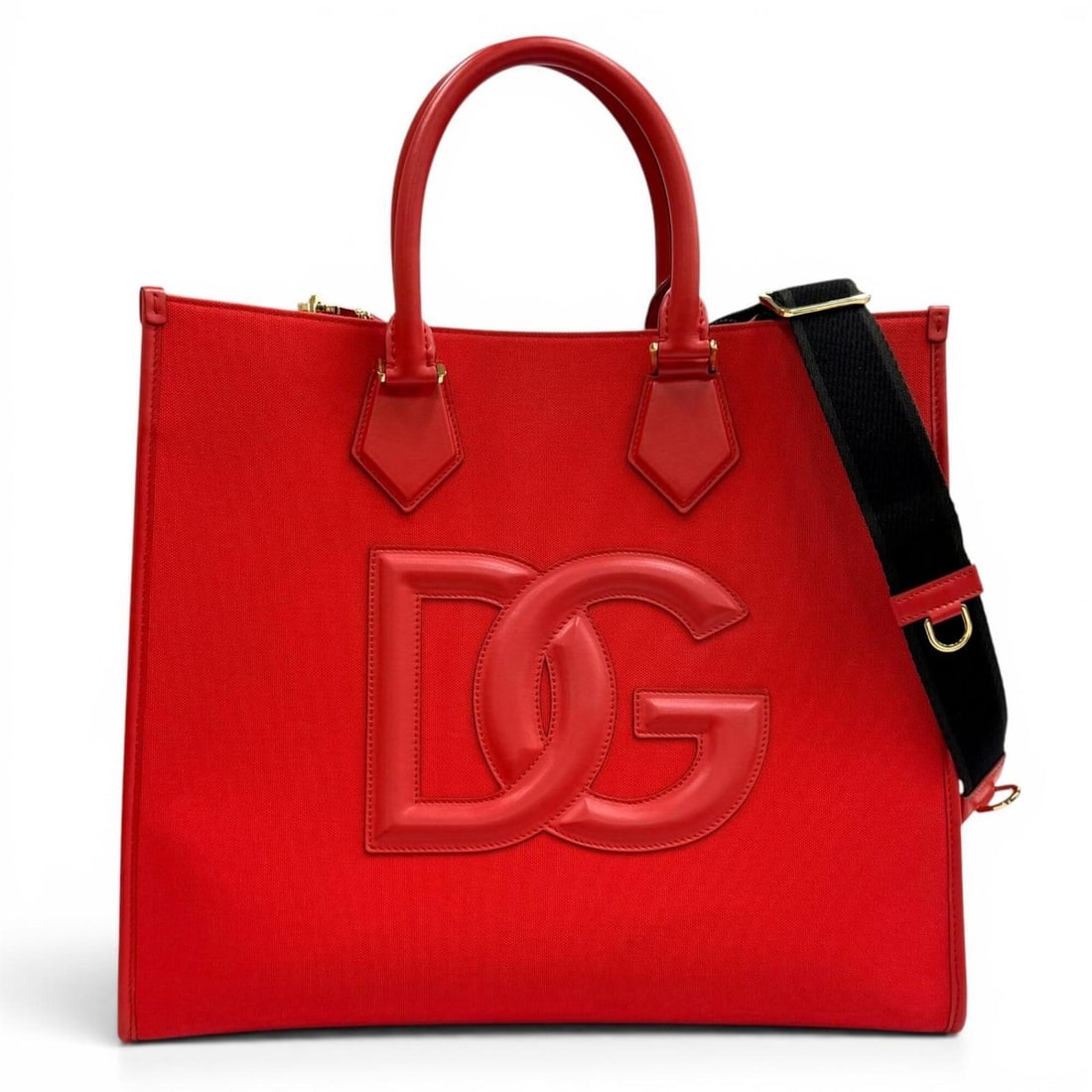 Dolce & Gabbana DOLCE&GABBANA DG logo leather accent 2-way large canvas tote bag, red, made in: --- Catalog ---Category: SizeSize (HxWxD): 34.5cm x 40cm x 18cm / 13.58'' x 15.74'' x 7.08''Category: DesignType: Tote bagColor: Red colorGender: WomenMaterial: Leather , Canvas Category: GeneralBrand