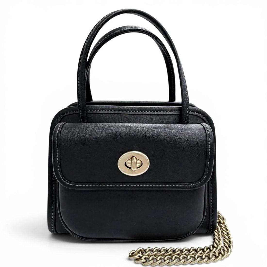 COACH CW643 Safari Tote Bag, Glovetanned Leather, Turnlock Chain Shoulder Black with Gold Hardware,: --- Catalog ---Category: SizeSize (HxWxD): 13cm x 16.3cm x 7cm / 5.11'' x 6.41'' x 2.75''Category: DesignType: Shoulder bag, Tote bagColor: BlackGender: WomenMaterial: Leather Hardware Color: GoldCate