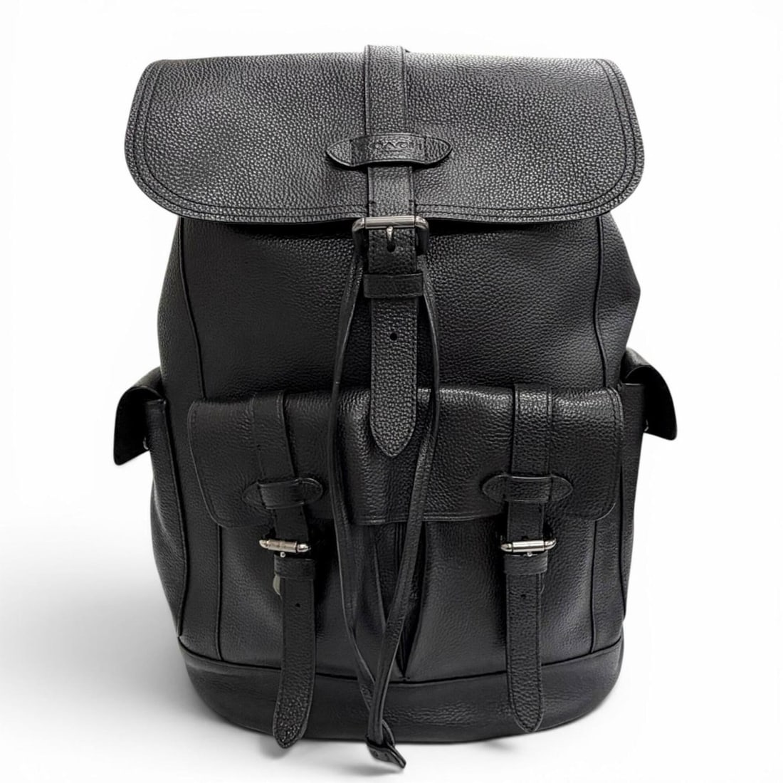 COACH F36811 Hudson Logo Leather Patch Backpack Daypack Black Men's: --- Catalog ---Category: SizeSize (HxWxD): 44cm x 35cm x 14.5cm / 17.32'' x 13.77'' x 5.7''Category: DesignType: BackpackColor: BlackGender: MenMaterial: Leather Category: GeneralMPN: F36811Brand: Coa