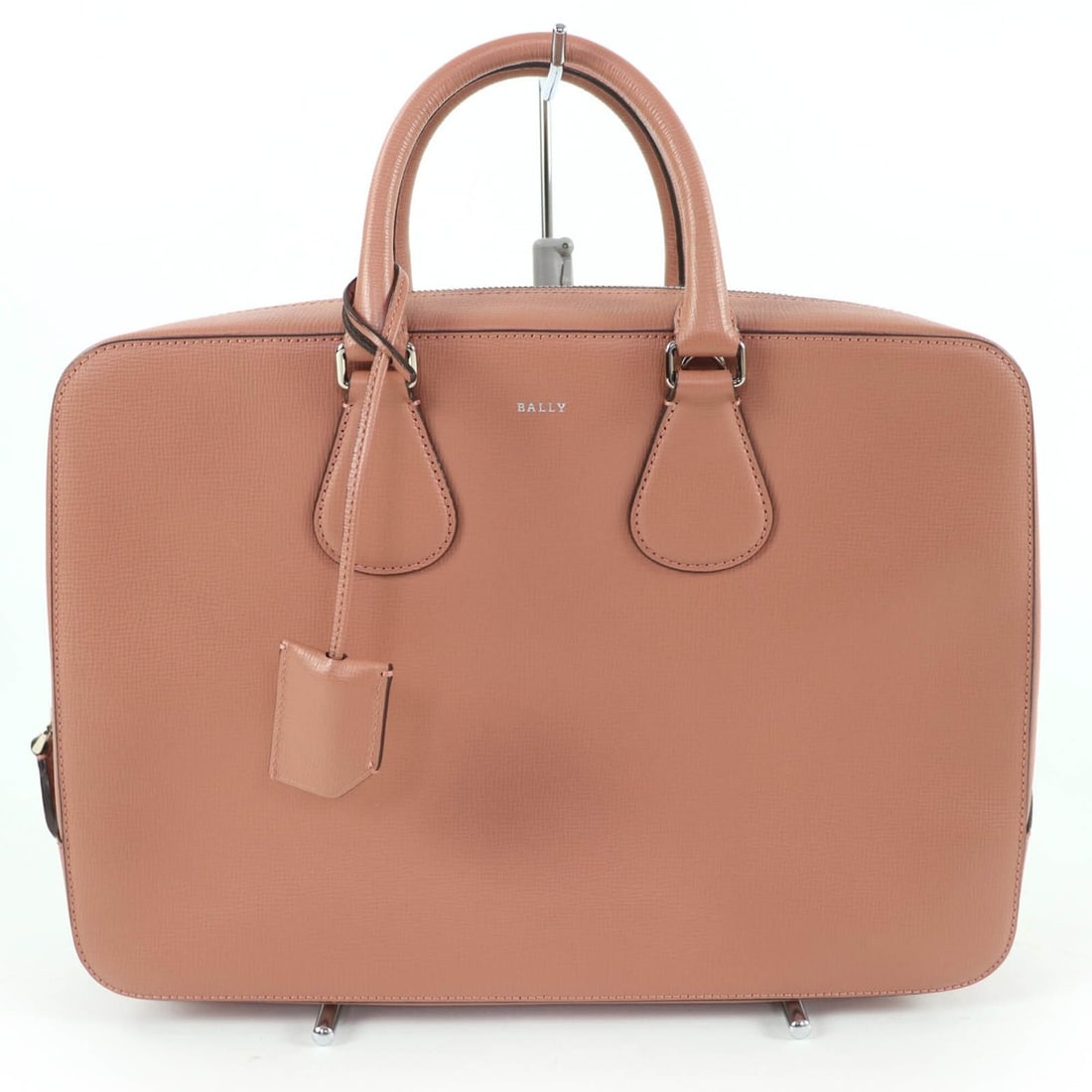 BALLY BOND MD Leather 2-way Shoulder Bag/Handbag/Briefcase with Key, Pink, Dust Bag, Women's: --- Catalog ---Category: SizeSize (HxWxD): 23.5cm x 34.5cm x 7.5cm / 9.25'' x 13.58'' x 2.95''Category: DesignType: Briefcase, Handbag, Shoulder bagColor: PinkGender: WomenMaterial: Leather Category: 