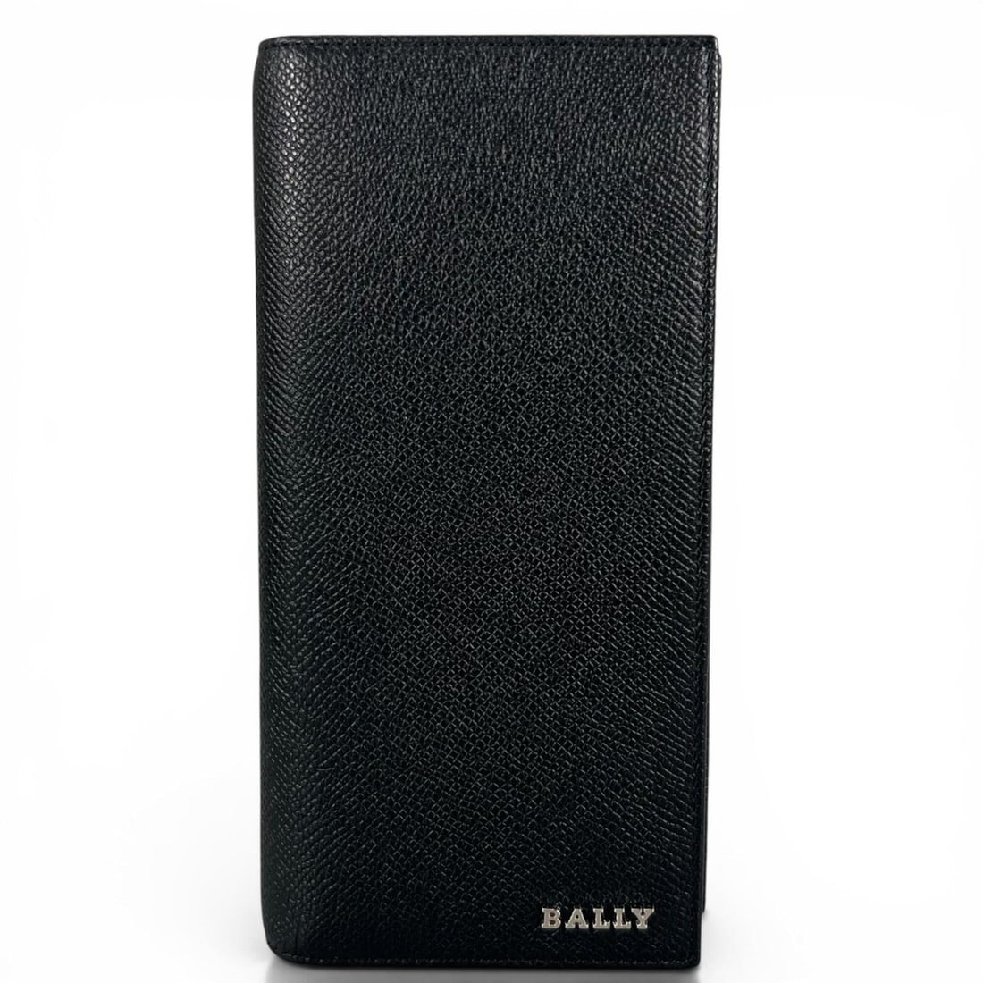 BALLY LALIRO Leather Long Wallet with Logo Hardware, Bi-fold, Black Silver Men's, Box and Dust Bag.: --- Catalog ---Category: SizeSize (HxWxD): 9cm x 18.8cm x 2cm / 3.54'' x 7.4'' x 0.78''Category: DesignType: Long wallet (bi-fold)Color: BlackGender: MenMaterial: Leather Category: GeneralBrand: Bally
