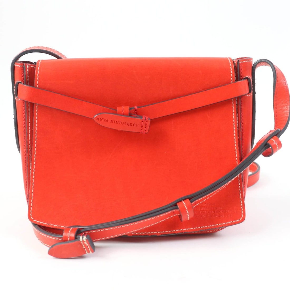 ANYA HINDMARCH RETURN TO NATURE Logo-Engraved Leather Shoulder Bag Crossbody Vermilion Made in Italy: --- Catalog ---Category: SizeSize (HxWxD): 16.5cm x 20cm x 8.5cm / 6.49'' x 7.87'' x 3.34''Category: DesignType: Shoulder bagGender: WomenCategory: GeneralBrand: Anya HindmarchCountry of Origin: Italy