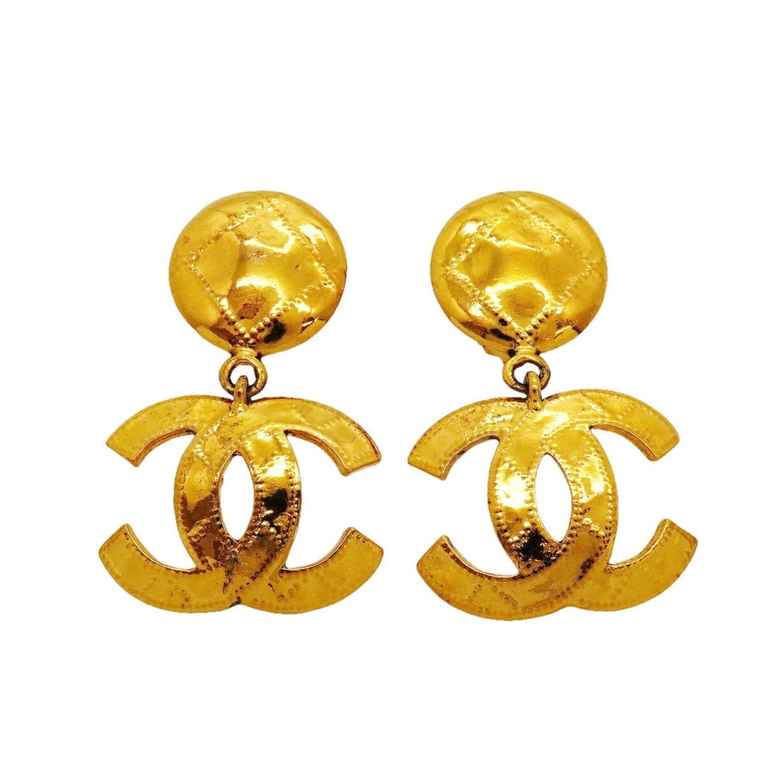 Chanel earrings, Coco Mark, Matelassé, GP plated, gold, women's.: --- Catalog ---Category: SizeSize (HxWxD): 55.90mm x 34.50mm / 2.20'' x 1.36''Category: DesignType: Clip earringsColor: GoldGender: WomenMaterial: Gold platingCategory: GeneralBrand: Chanel--- Item Li
