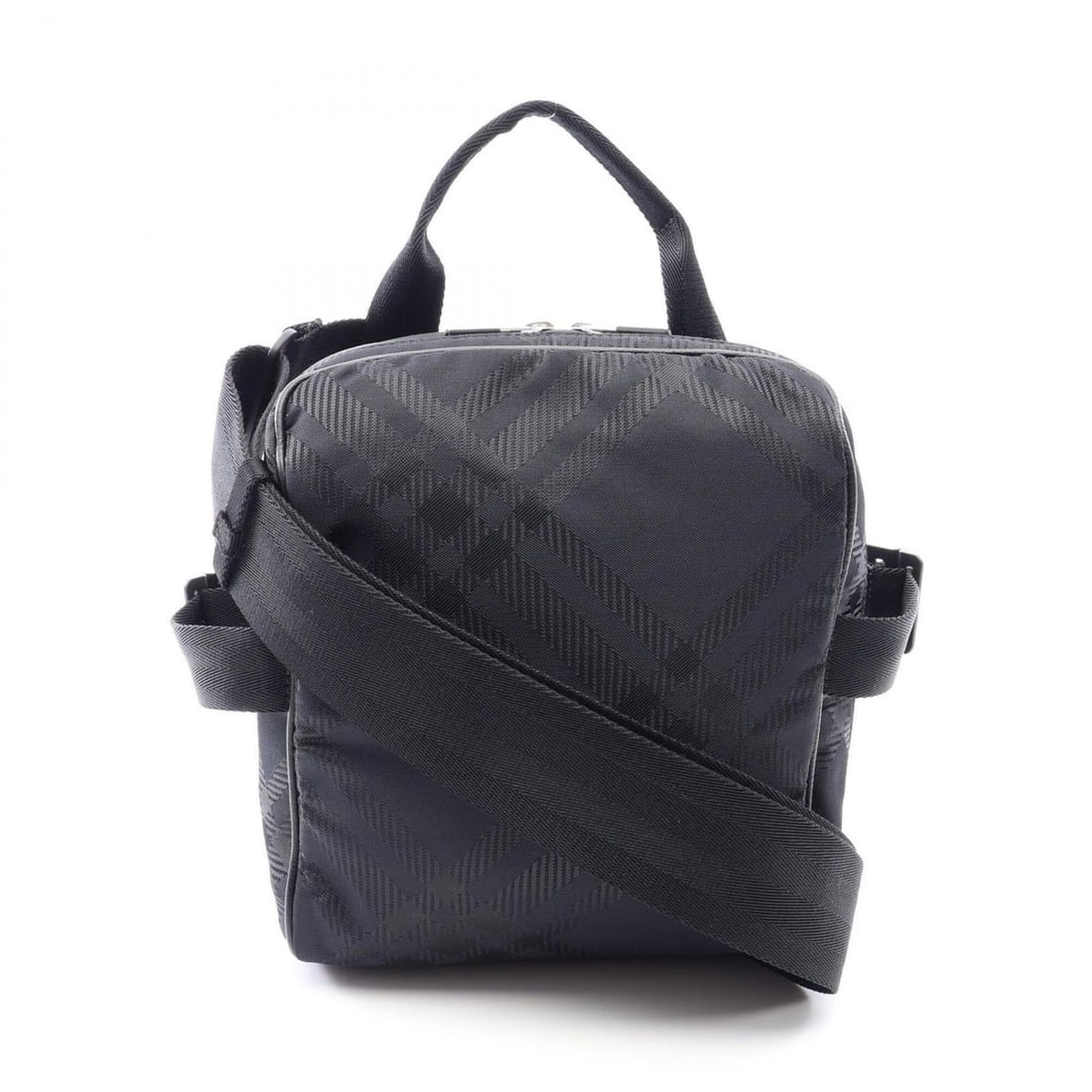 Burberry Check Jacquard Crossbody Bag Shoulder Handbag Nylon Leather Men's Black 8080900: --- Catalog ---Category: SizeSize (HxWxD): 23cm x 20cm x 10.5cm / 9.05'' x 7.87'' x 4.13''Category: DesignType: Crossbody bag, Handbag, Shoulder bagColor: BlackGender: MenMaterial: Nylon , Leather Cat