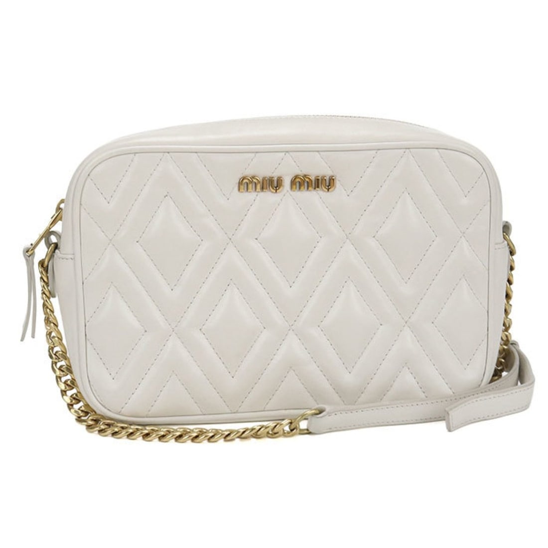 Miu Miu MIUMIU (OUTLET) Miu Outlet Shoulder Bag Chain Women's White: --- Catalog ---Category: SizeSize (HxWxD): 14cm x 20cm x 6cm / 5.51'' x 7.87'' x 2.36''Category: DesignType: Shoulder bagColor: WhiteGender: WomenMaterial: Leather Hardware Color: GoldCategory: Genera