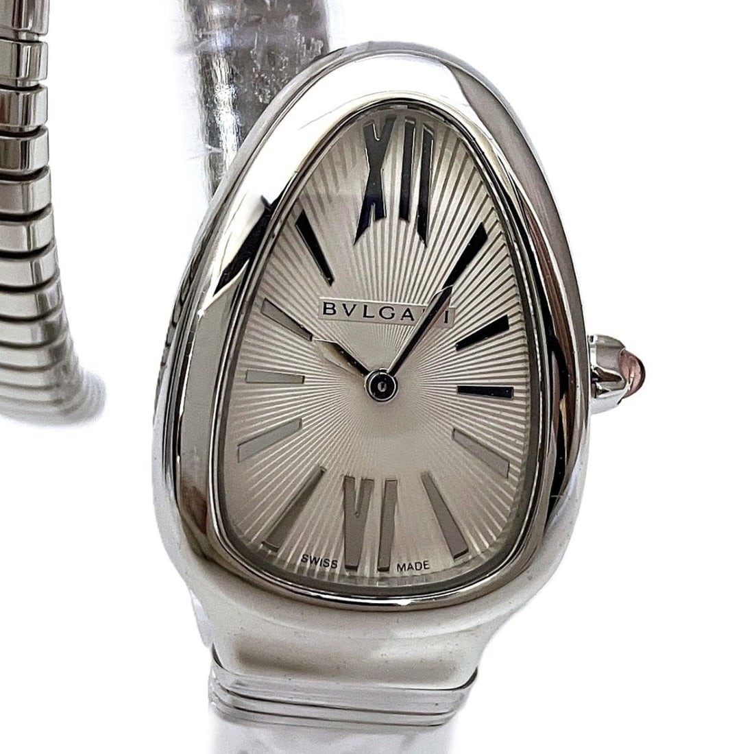 Bulgari BVLGARI Serpenti watch, total weight 61.2g, stainless steel, quartz movement, silver dial,: --- Catalog ---Category: SizeWrist Size: 15cm / 5.9''Case Diameter: 22.9mm / 0.9''Category: DesignType: WristwatchGender: WomenColor (Dial): SilverMaterial (Band): Stainless steelMaterial (Case): Stai