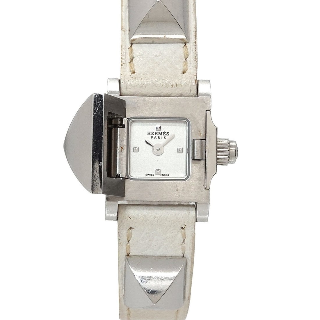 Hermes Medor Mini ME2 110 Women's Watch, Studded, White, Quartz Watch: --- Catalog ---Category: SizeWrist Size: 13cm - 15.5cm / 5.11'' - 6.1''Case Diameter: 16mm / 0.63''Category: DesignType: WristwatchGender: WomenColor (Dial): WhiteMaterial (Band): Leather, Stainless s