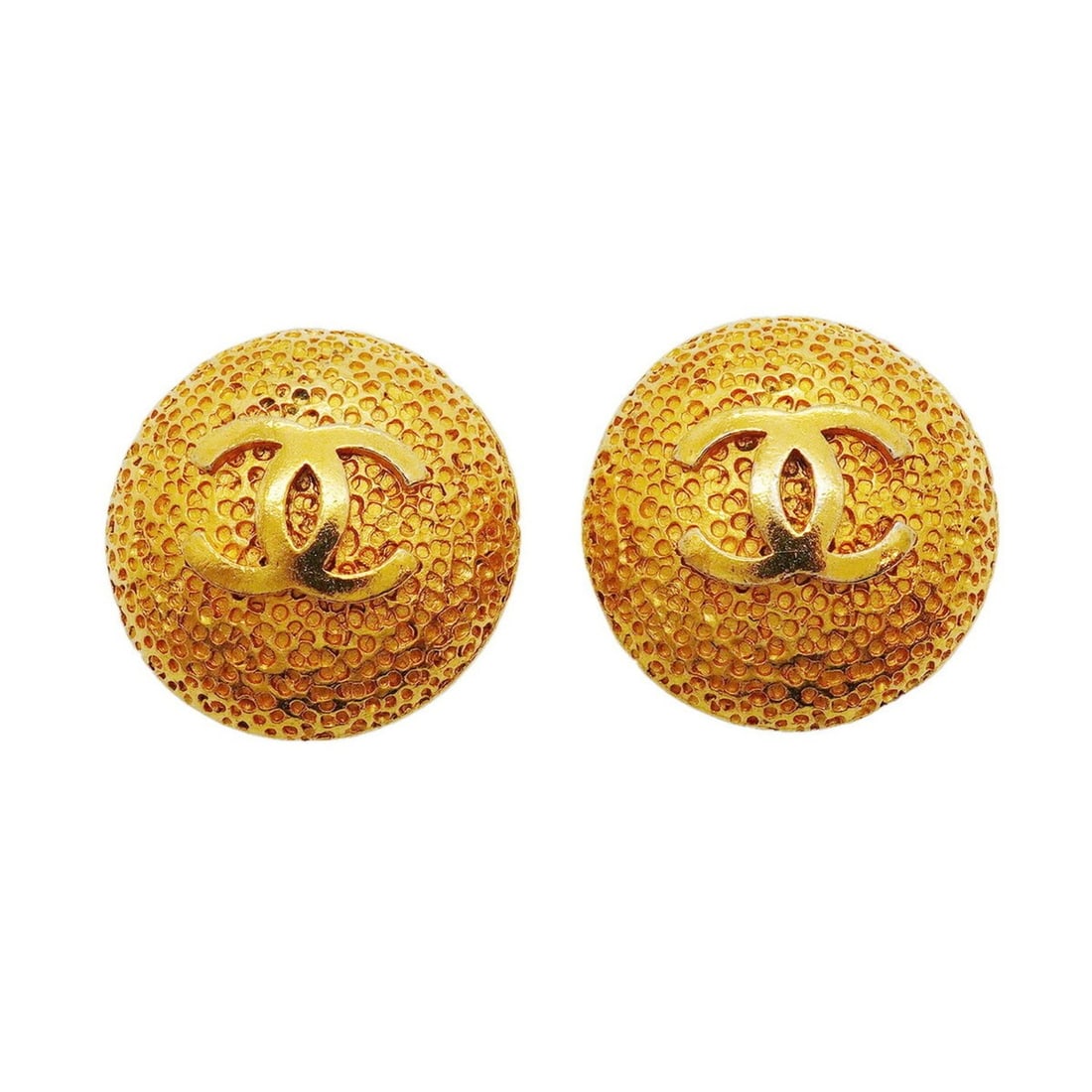 Chanel Earrings, Coco Mark Circle, GP Plated Gold, Women's: --- Catalog ---Category: SizeSize (HxWxD): 20.00mm x 19.60mm / 0.79'' x 0.77''Category: DesignType: Clip earringsColor: GoldGender: WomenMaterial: Gold platingCategory: GeneralBrand: Chanel--- Item Li