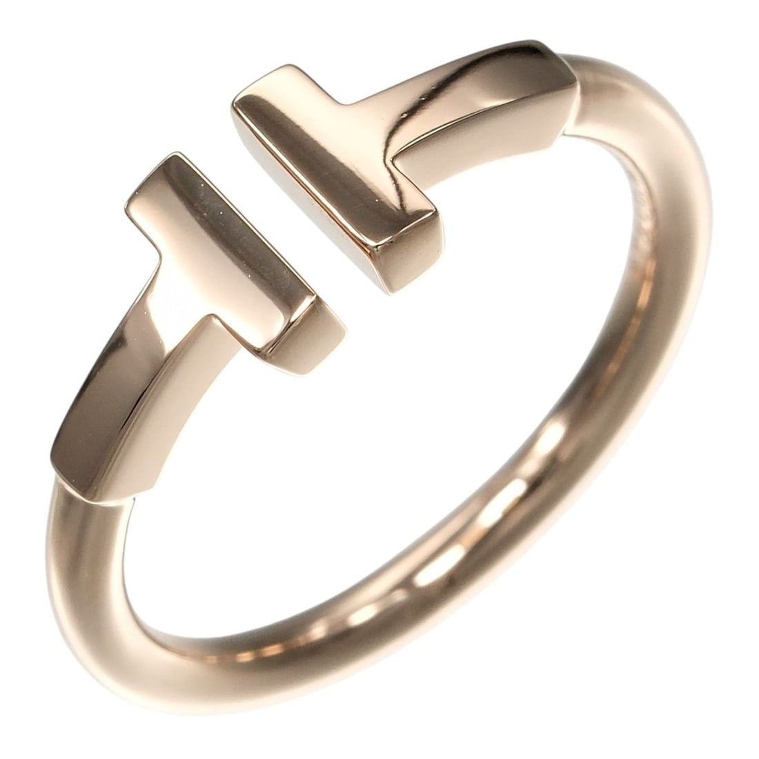 Tiffany & Co. T Wire Ring, Size 6.5, 18K Pink Gold, Approx. 2.74g.: --- Catalog ---Category: SizeJP Size: 6.5US Size: 3.5Category: DesignType: Band ringColor: Pink goldGender: WomenMaterial: Pink gold (18K)Category: GeneralBrand: Tiffany--- Item List ---Section: Condi