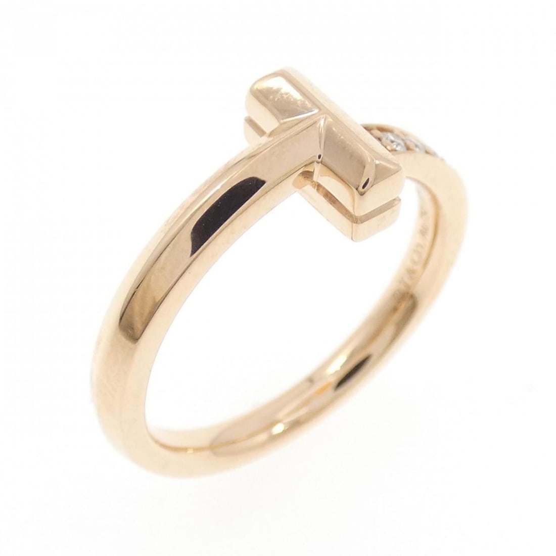 Tiffany T One Ring: --- Catalog ---Category: SizeJP Size: 9US Size: 5Category: DesignType: Band ringGender: WomenMaterial: Pink gold (18K)Category: GeneralBrand: Tiffany--- Item List ---Section: ConditionRanking: Rank SA