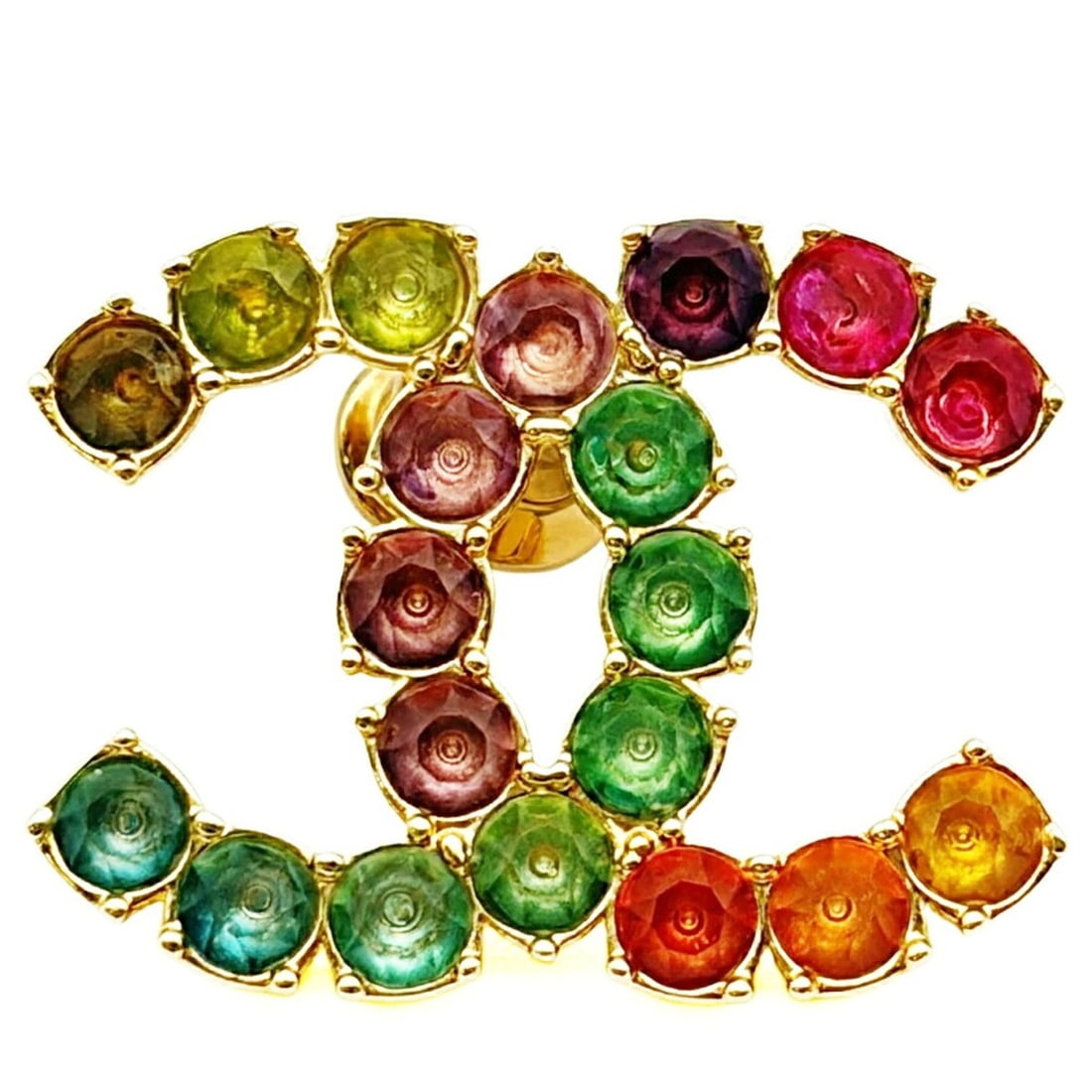 Chanel pin brooch, Coco Mark, GP (gold plated), rhinestones, multi-colored stones.: --- Catalog ---Category: SizeSize (HxWxD): 2.5cm x 3.5cm x 1.5cm / 0.98'' x 1.37'' x 0.59''Category: DesignType: BroochColor: Gold, Multi-colorGender: WomenMaterial: Gold plating, RhinestoneCategory: 