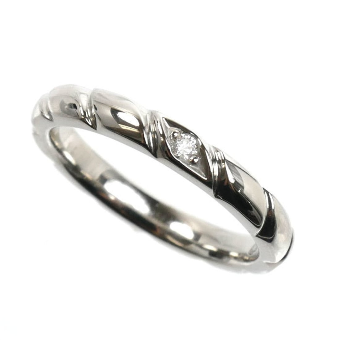 Chaumet Pt950 Platinum Torsade 1P Diamond Ring (082721) - Women's, Size 46, 4.0g: --- Catalog ---Category: SizeUS Size: 3.5Brand Size: 46Category: DesignType: Band ringStone: DiamondGender: WomenMaterial: Platinum 950Category: GeneralMPN: 082721Brand: ChaumetCountry of Origin: Fran