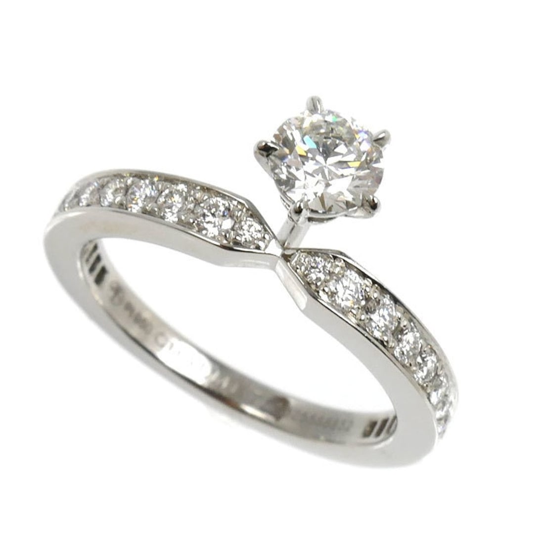 Chaumet Joséphine Éclat Déternité Platinum Ring (Pt950) with 0.51ct Diamond, 5.0g, for Women.: --- Catalog ---Category: SizeUS Size: 5.5Brand Size: 50.5Category: DesignType: Band ringStone: DiamondGender: WomenMaterial: Platinum 950Category: GeneralBrand: ChaumetCountry of Origin: France--- Ite