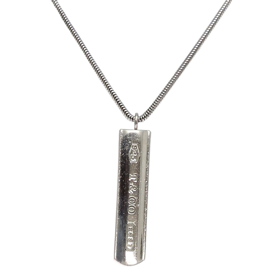 Tiffany & Co. SV925 1837 Bar Pendant Necklace for Women and Men, Sterling Silver 925: --- Catalog ---Category: SizePendant Size: 40.9mm x 8.3mm / 1.61'' x 0.32''Neck Circumference: 47 cm / 18.5''Category: DesignGender: Men,WomenMaterial: Silver 925Necklace Type: NecklaceCategory: