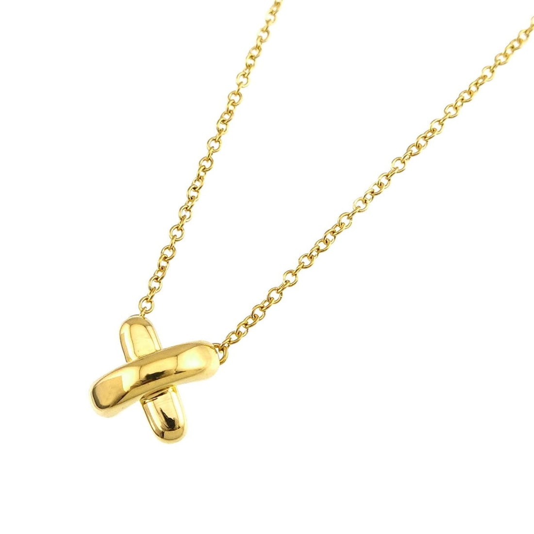 Tiffany & Co. Cross Stitch Necklace, 41cm, 18K Yellow Gold (750): --- Catalog ---Category: SizePendant Size: 7.3mm x 7.3mm / 0.28'' x 0.28''Neck Circumference: 41 cm / 16.14''Category: DesignGender: WomenMaterial: Yellow gold (18K)Necklace Type: NecklaceCategory: Ge