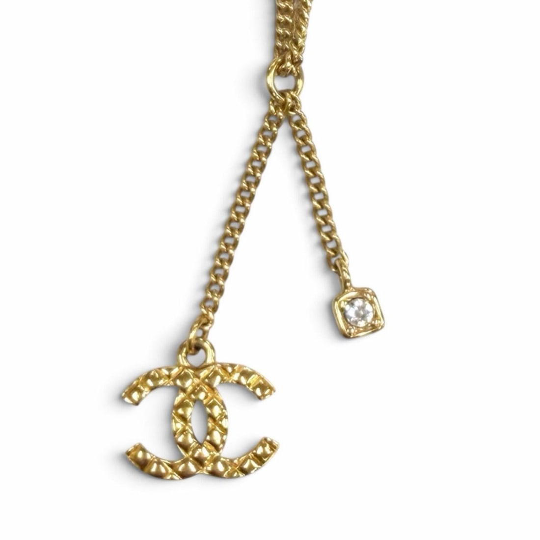 CHANEL C24P ABD016 Coco Mark Quilted Rhinestone Necklace, Gold, Made in France, Women's: --- Catalog ---Category: SizePendant Size: 18mm x 16mm / 0.7'' x 0.62''Neck Circumference: 41.5 cm - 47.5 cm / 16.33'' - 18.7''Category: DesignColor: GoldGender: WomenNecklace Type: NecklaceCategory: 
