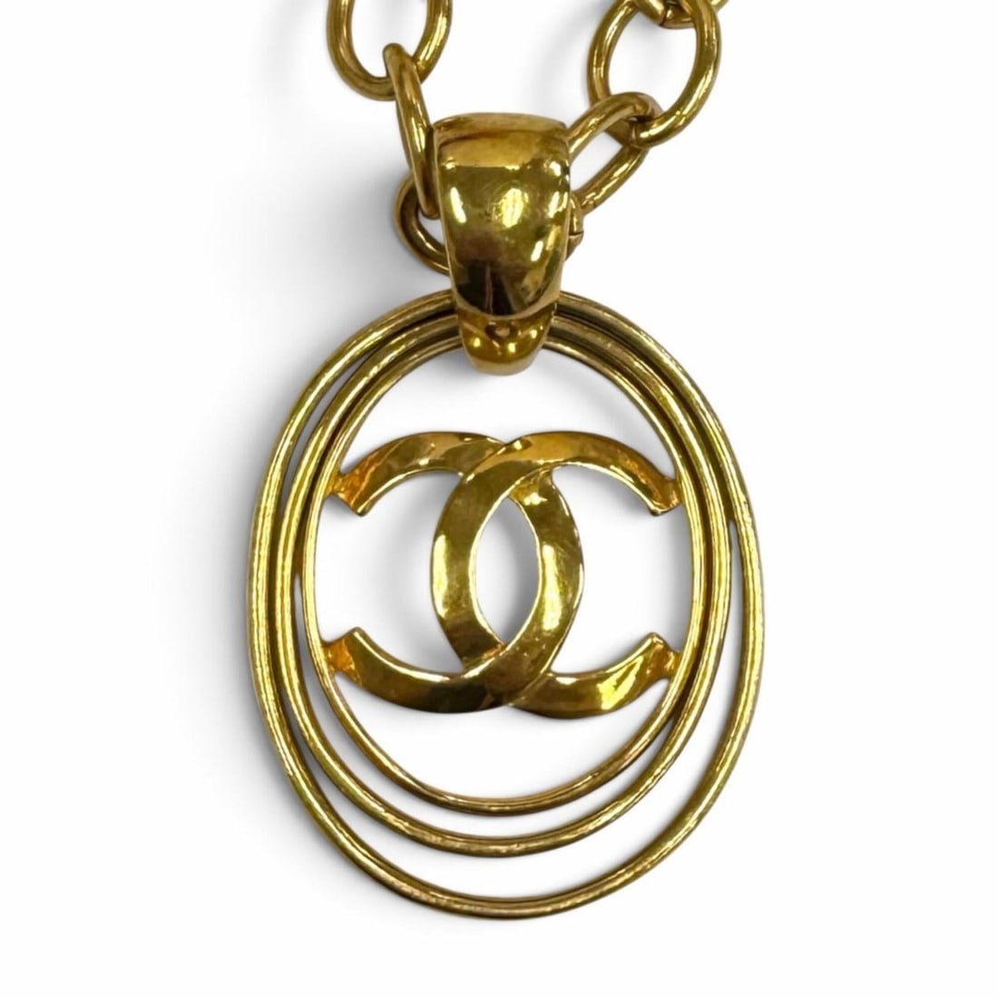 CHANEL Vintage 95P Coco Mark Chain Necklace Pendant Accessory Gold Made in France Women's: --- Catalog ---Category: SizePendant Size: 55mm x 52mm / 2.16'' x 2.04''Neck Circumference: 82 cm / 32.28''Category: DesignColor: GoldGender: WomenPendant Type: PendantNecklace Type: NecklaceCategory: