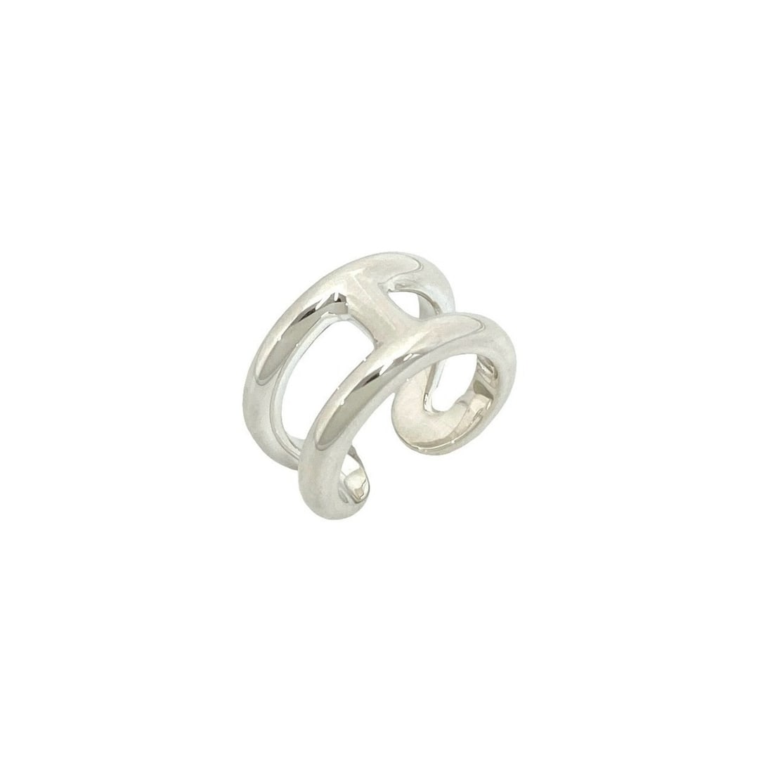 HERMES Osmo's PM Ring, Sterling Silver 925, Size #57, Men's, Silver, Item No. 41697: --- Catalog ---Category: SizeJP Size: 17US Size: 8.5Category: DesignType: Band ringColor: SilverGender: MenMaterial: Silver 925Category: GeneralBrand: Hermes--- Item List ---Section: ConditionRanking: