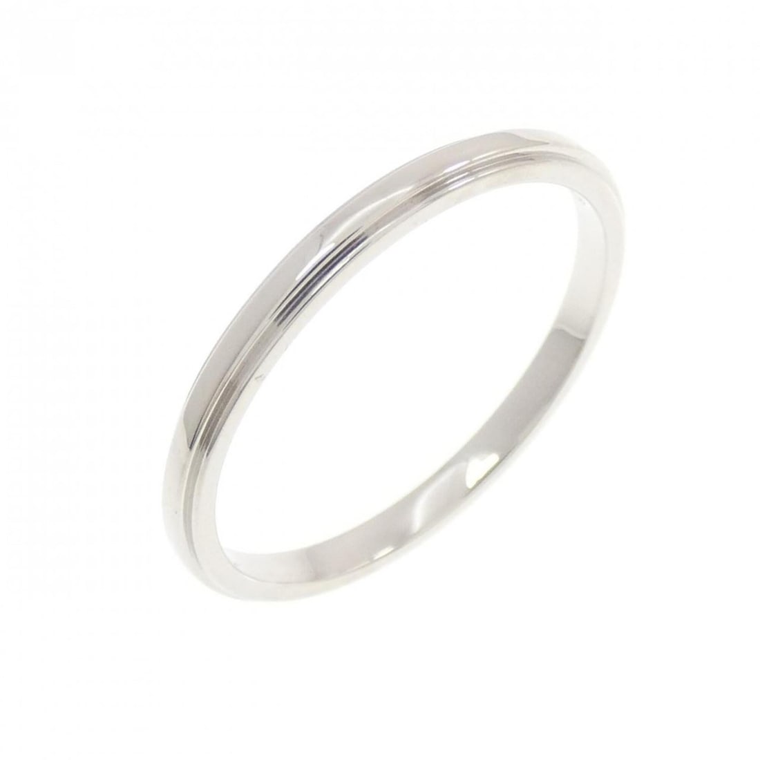 Cartier Damour Ring: --- Catalog ---Category: SizeUS Size: 5.5Brand Size: 50Category: DesignType: Band ringGender: WomenMaterial: Platinum 950Category: GeneralMPN: B4094000Brand: Cartier--- Item List ---Section: Condition