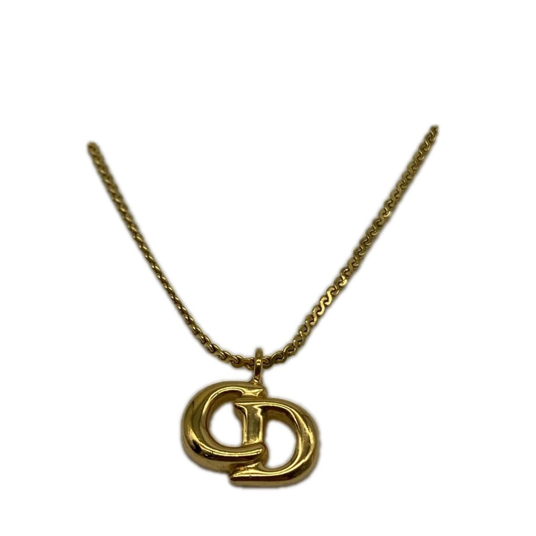 Christian Dior Logo Pendant Necklace, Gold GP, Women's: --- Catalog ---Category: SizeWeight: 3g / 0.1oz.Pendant Size: 9mm x 12mm / 0.35'' x 0.47''Neck Circumference: 44.5 cm / 17.51''Category: DesignColor: GoldGender: WomenPendant Type: PendantNecklace Typ