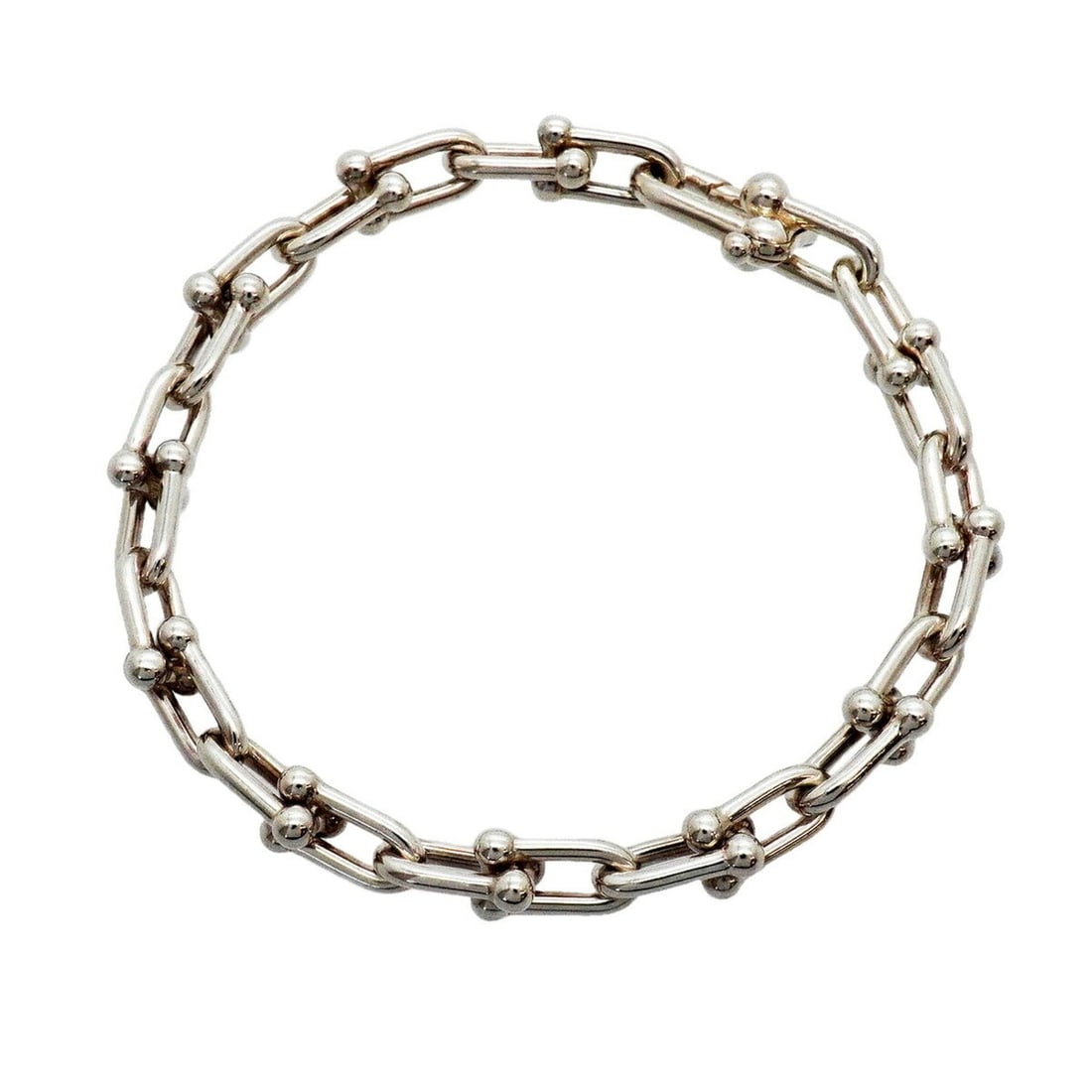 Tiffany & Co. Hardware Small Link Bracelet, Sterling Silver 925, Women's: --- Catalog ---Category: SizeLength: 15.5cm / 6.1''Category: DesignType: Charm braceletGender: WomenMaterial: Silver 925Category: GeneralBrand: Tiffany--- Item List ---Section: ConditionRanking: Rank 