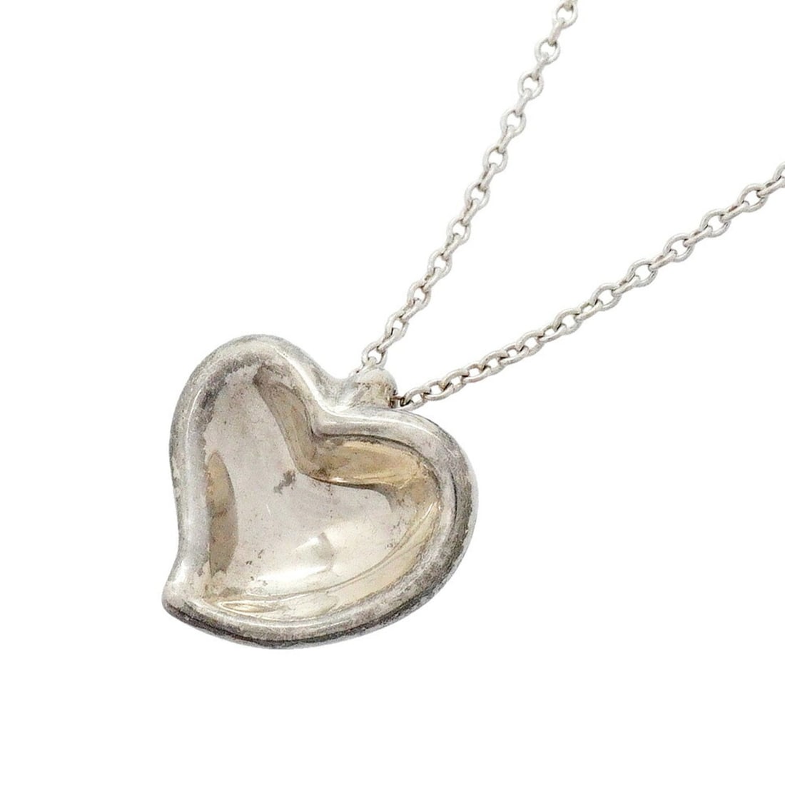 Tiffany & Co. Full Heart Necklace, Sterling Silver 925, Women's: --- Catalog ---Category: SizePendant Size: 13mm x 13.9mm / 0.51'' x 0.54''Neck Circumference: 43 cm / 16.92''Category: DesignGender: WomenMaterial: Silver 925Necklace Type: NecklaceCategory: GeneralBr